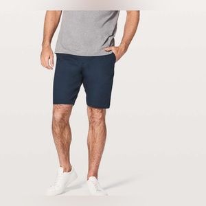 Lululemon Commission Short- Size 28 *NWOT